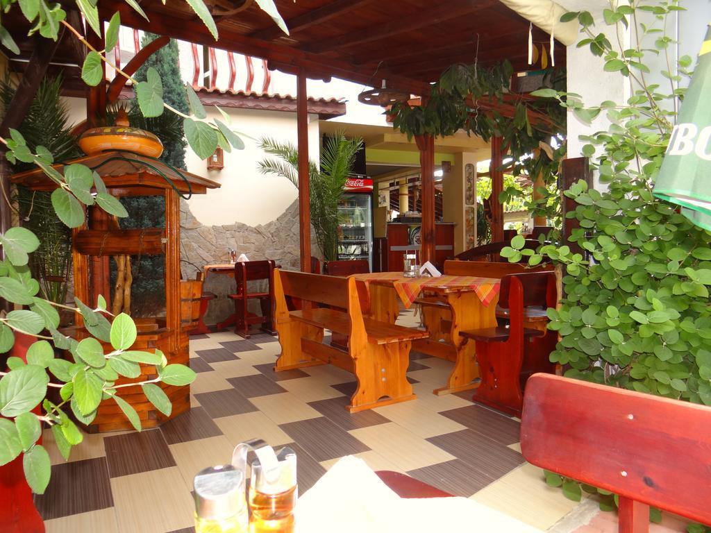 Guest House Rosa Kiten  Esterno foto